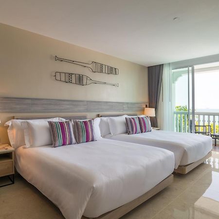 Centara Ao Nang Beach Resort & Spa Krabi Exterior foto